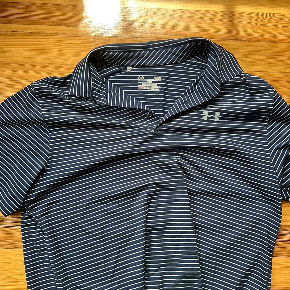 Men’s - under Armor - heat gear performance- short sleeve polo - size large